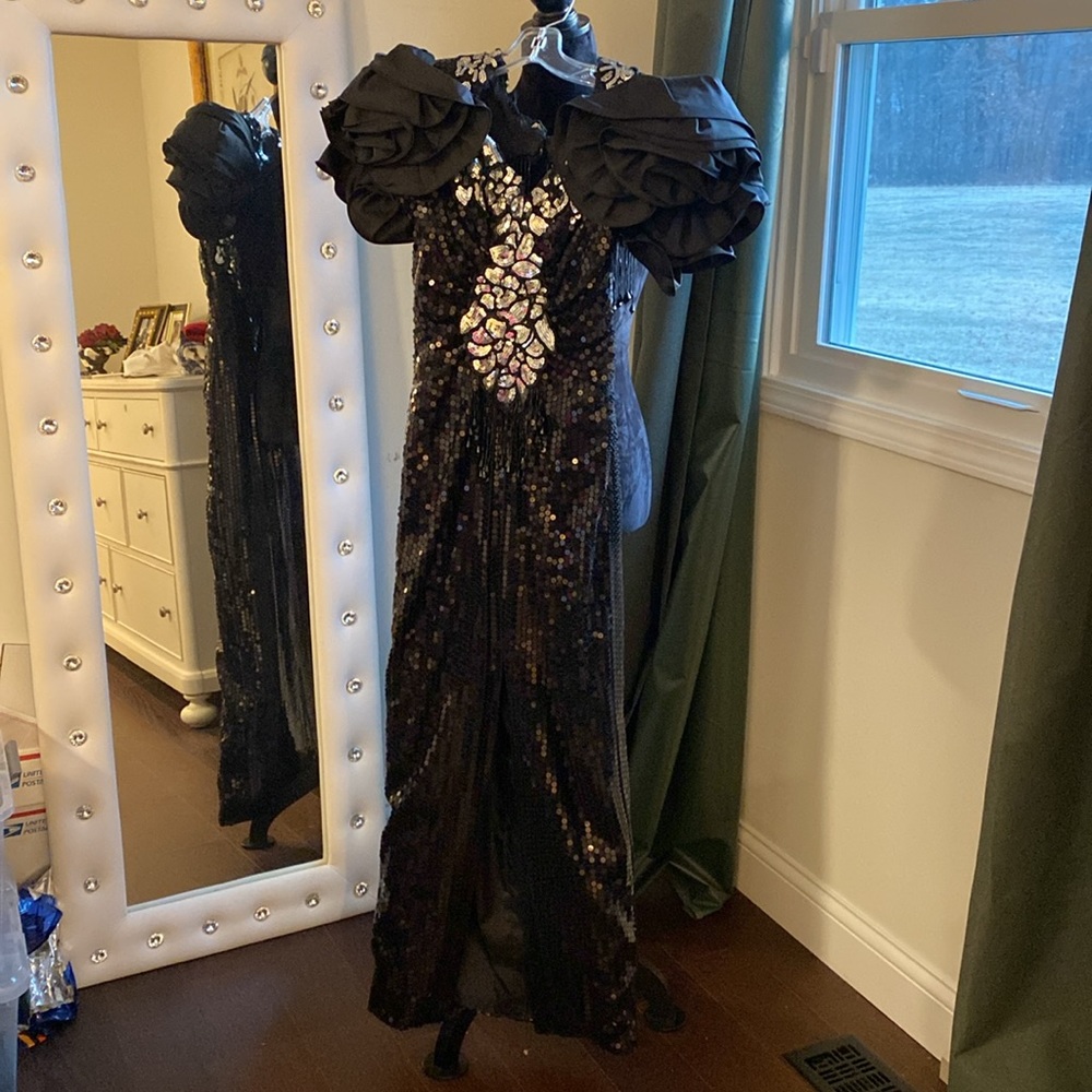 Vintage 90’s prom dress or event dress from Neiman Marcus.